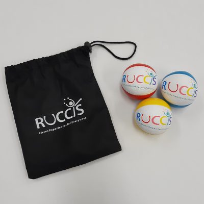 Ruccis Juggling Balls and bag
